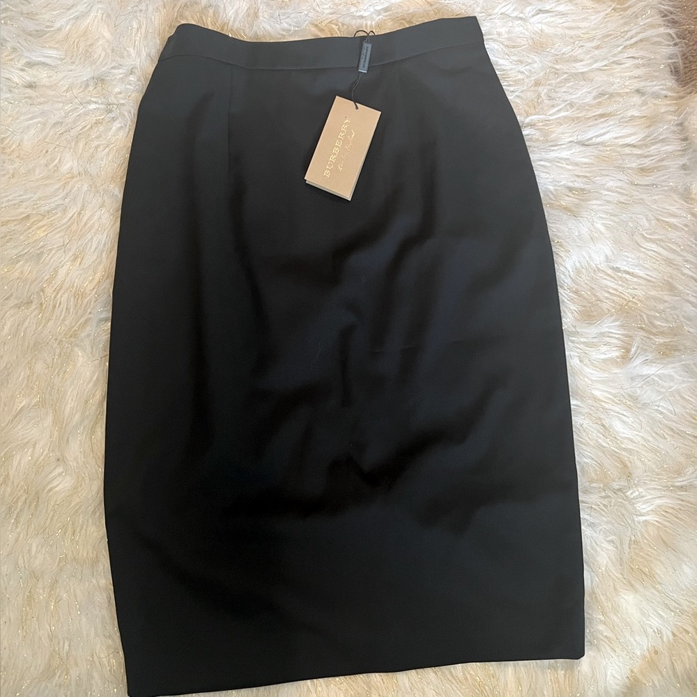 BURBERRY pencil skirt